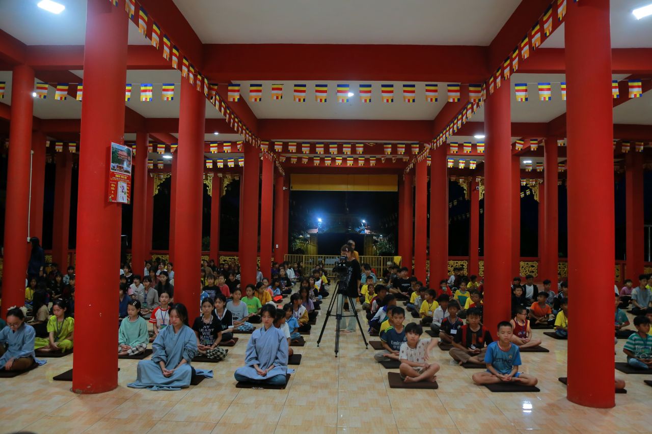 Ngoi thien